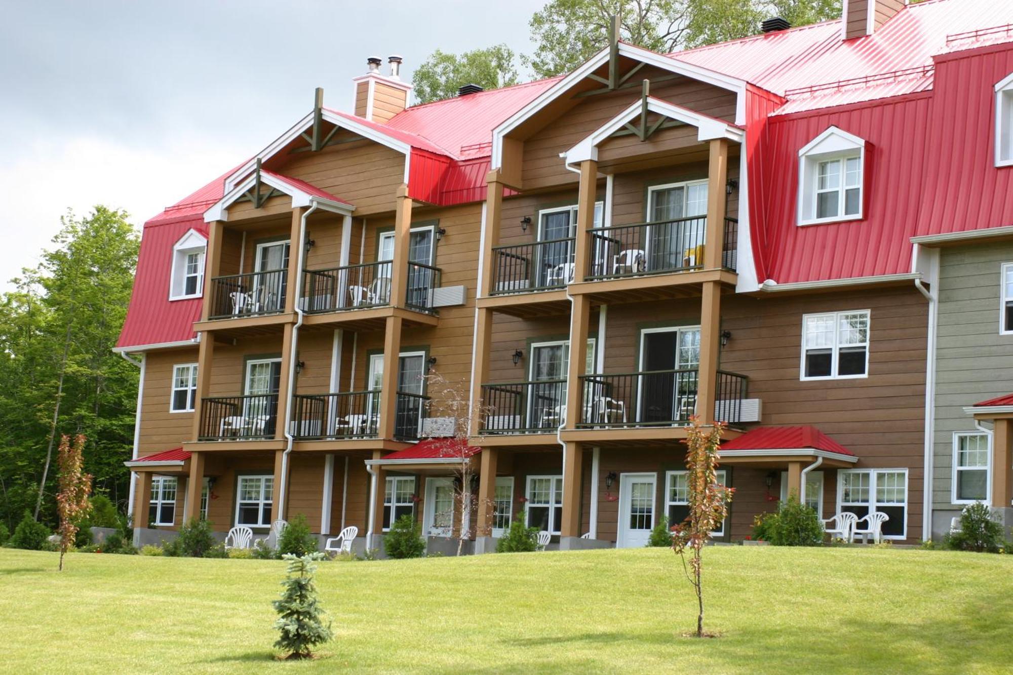 Auberge Du Lac Morency Saint Hippolyte Eksteriør billede